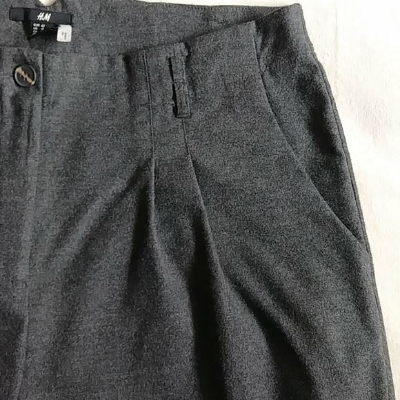 🆕H&M grey pants - Picture 7 of 9